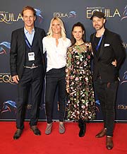 Equila Team bei der Equila - Weltpremiere im Showpalast M&uuml;nchen am 05.11.2017 (&copy;Foio:Martin Schmitz)